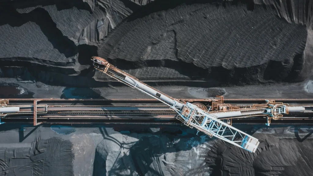 coal mining machine extracting coal from soil